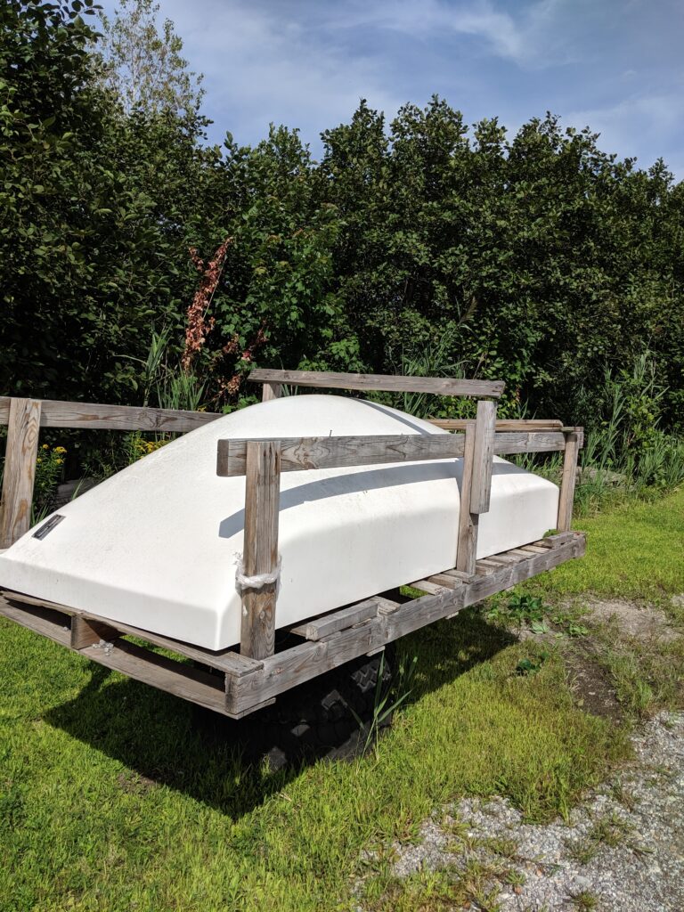 Car trailer outlet nose cone
